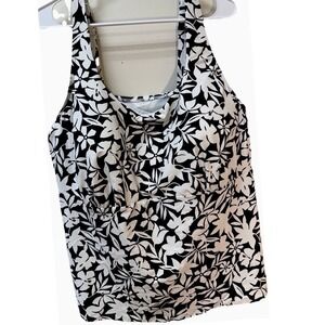 Lands End Womens Tankini 24W DD Built In‎ Bra Floral Swim Black White Vacation